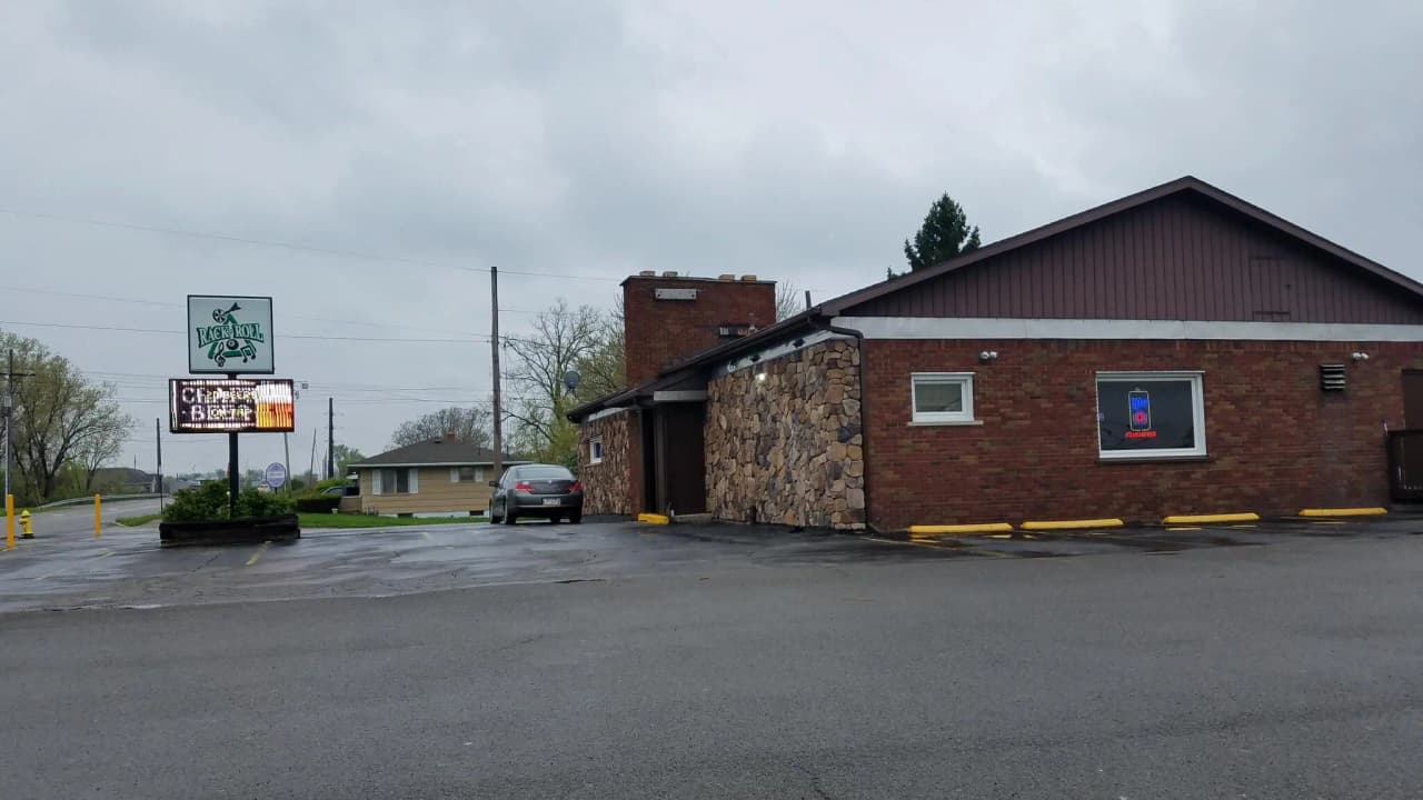 Rack N Roll exterior